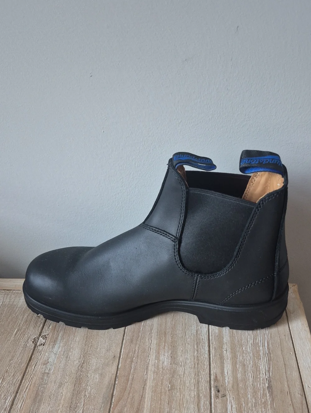 Blundstone Thermal 566 Chelsea Boot W/ Sheepswool Lining Mens US Sz 10   AU Uk 9